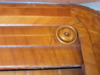 Skříň biedermeier - 2