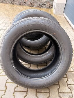 Nexen Roadian HTX RH5 - 2