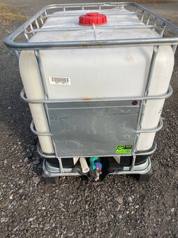 Ibc nádrž 600l - 2