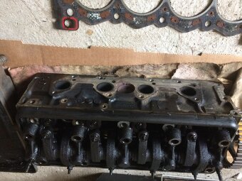 Hlava válcú Citroen Berlingo 1,4 KFX - 2