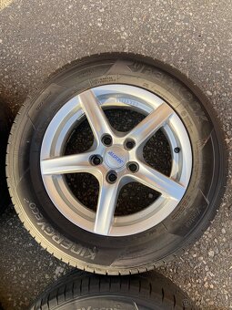 Sada alu kol Alutec s letními pneumatikami Hankook 195/65R15 - 2
