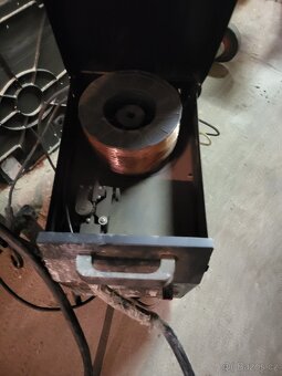 Svářečka tip tronic profi mig 140 - 2