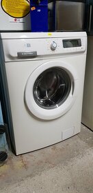 PRODÀM TŘI PRAČKY-ELEKTROLUX- GORENJE 7KG-INDESIT-5KG-PRADL - 2