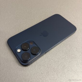 iPhone 15 Pro 128GB, 100% baterie, 12 měsíců záruka - 2