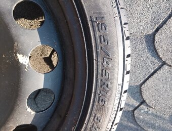 Pneu Milestone 195/45 R16 rezerva - 2