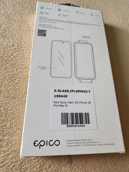 Tvrzené sklo na iPhone 16pro max - 2