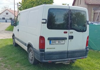Nissan Interstar - 2