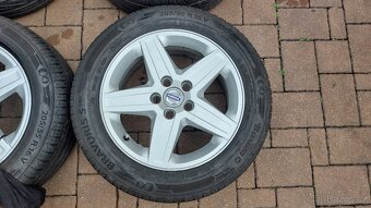 ALU letní 16", orig. VOLVO, rozteč 5x108mm, pneu 205/55/16 - 2