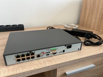 Zaznamove zarizeni NVR Hikvision s PoE - 2