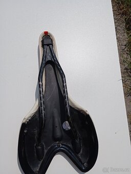 Sedlo Selle Italia - 2
