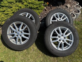 Zimní pneu s disky 215/65R16 984 - 2