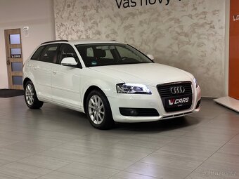 Audi A3 Sportback 1.4 TFSI Xenon / Sport / výhřev / STK - 2