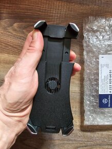 Držák smartphonu Mercedes Benz - 2