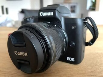 Canon EOS M50 + 15–45 mm objektiv - 2