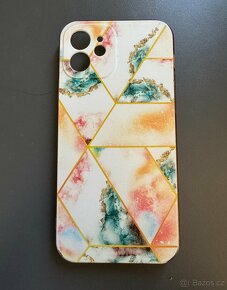 iPhone 12 různé kryty - 2