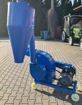 Kladivkový drtič na drcení , s motorem 5,5 KW - 2