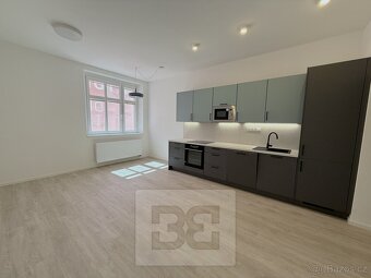 Pronájem bytu 3+kk, 79 m2 - Praha - Smíchov, ev.č. N08136 - 2