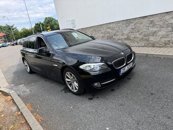BMW F11 2011 530d 248t km 3.0d Automat kůže nové přední brzd - 2