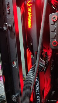 Zotac RTX 3070 8GB Amp holo - 2