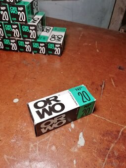 7x retro nepoužitý svitkový film ORWO NP20, rok 1977 - 2