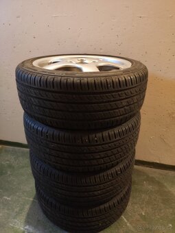 Letní alu kola BORBET 15" 4×98 + Barum Bravuris 195/45 R15 - 2
