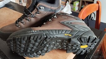 Kožené outdoor AlpinePro - 2