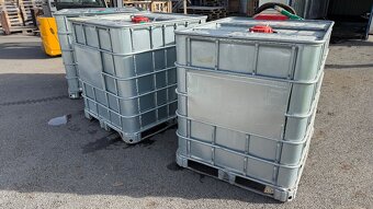 IBC kontejner s výdejním zařízením - 2