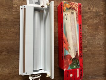 Strojek na svařování folie na potraviny - 2