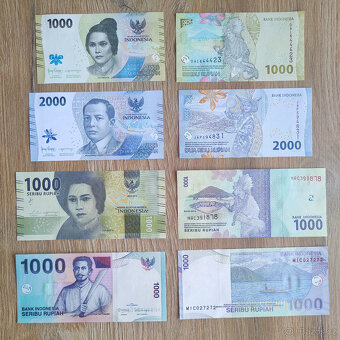 4 bankovky z Indonésie - 2