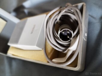 Retro Tesla samostatný mikrofon na trojkolík - 2