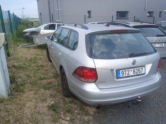 Volkswagen Golf Variant 1.6 TDi 77kW r.v.4/2010 - 2