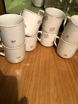 Krásné retro hrníčky sada - 2