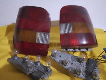 Zadní světla Ford Sierra combi - 2