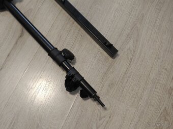 Stojan na 4 světla - 2