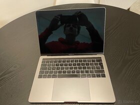 Prodám MacBook Pro 13'' 2020 - 2