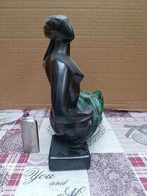 Forejtová Jitka Žena s vlajícími vlasy Brusel - 2
