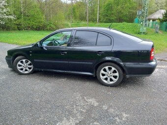 Škoda 2.0 benzín Laurin Klement r.v.2000 - 2