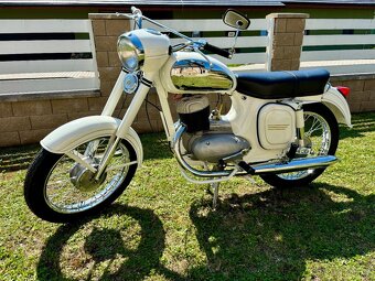 Jawa sport 250/590 krásný kousek po renovaci. - 2