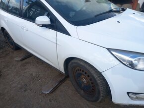 Ford focus 3 1.6 16v - 2