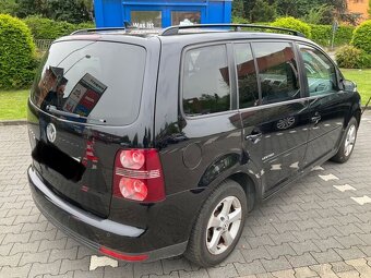Volkswagen Touran 2.0 TDI 103kw - Klima,Navi - 2