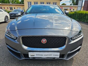 JAGUAR XE 2017 2.0D 132kW,VÝHŘEVY,NAVI,TEMPOMAT,SERVISKA - 2