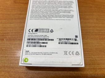 Apple iPhone SE 2022 - 128GB jako Nový - 2