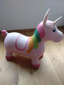 Hopsadlo Unicorn s pumpičkou - 2