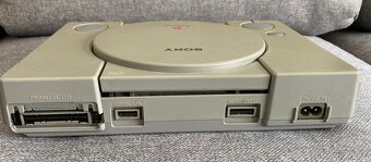 Sony PlayStation 1 SCPH-7502 - 2
