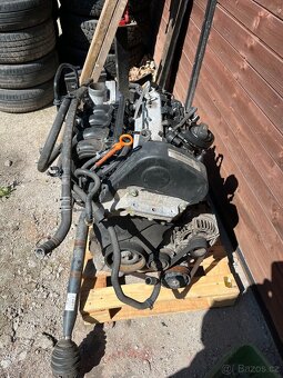 Motor fabia 1 1.4 16v 77 kw - 2
