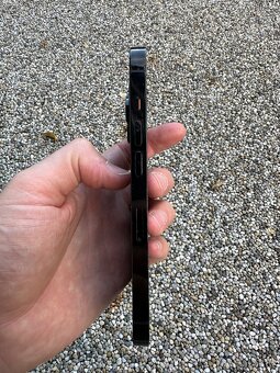 iPhone 14 pro baterie 100% - 2