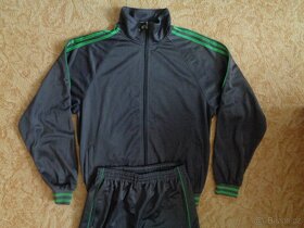 Prodám sportovní soupravu vel.L - 2