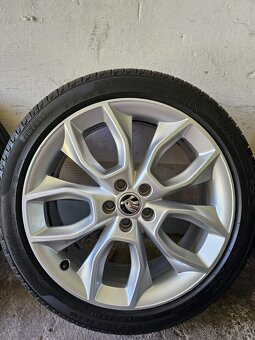 Prodám alu letní sadu Crater 18" Škoda Kamiq - 2