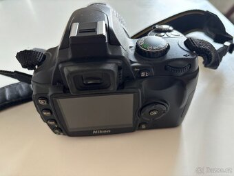 Nikon zrcadlovka D40 - 2