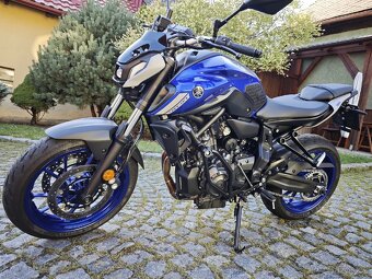 Yamaha MT-07 - 2